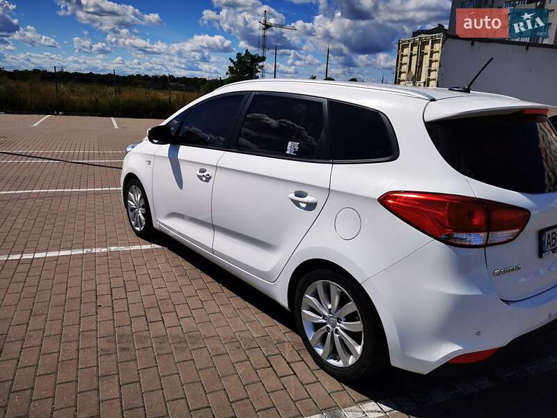 Kia Carens 2014