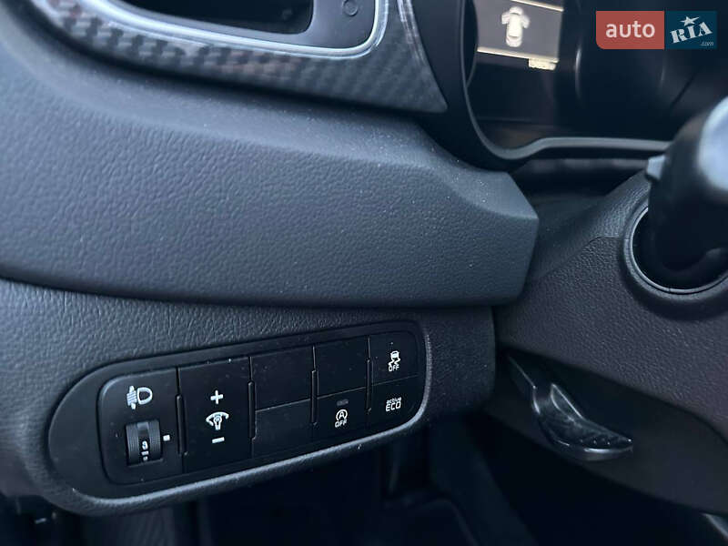 Мікровен Kia Carens 2017 в Києві