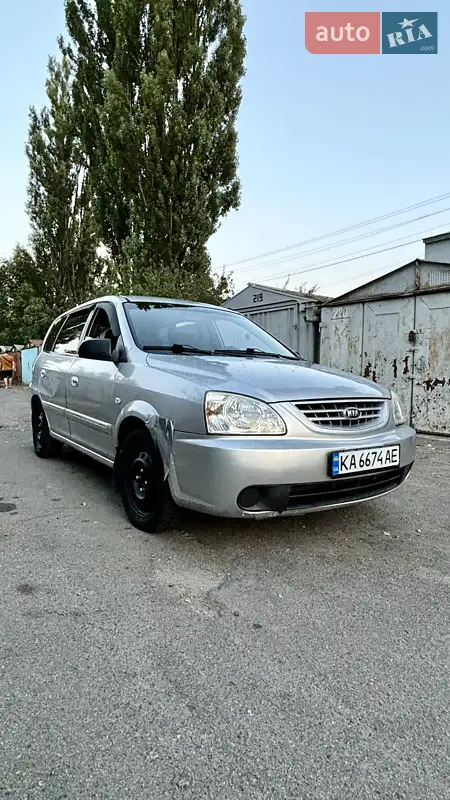 Kia Carens 2006