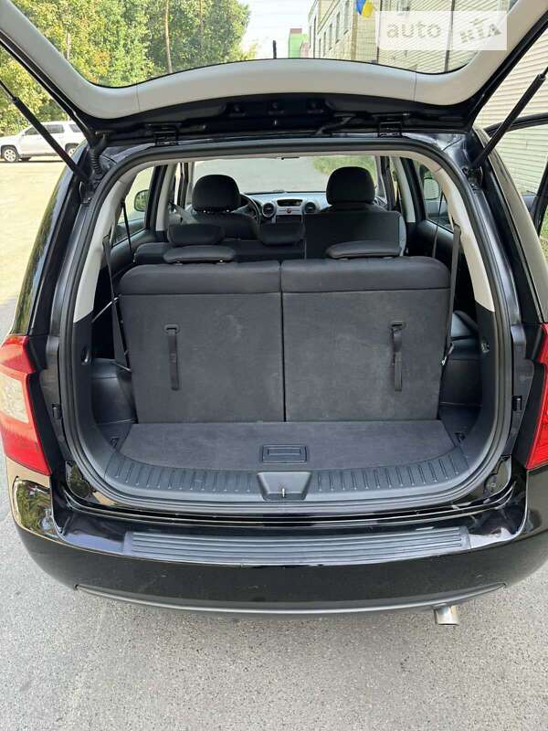 Мінівен Kia Carens 2007 в Києві