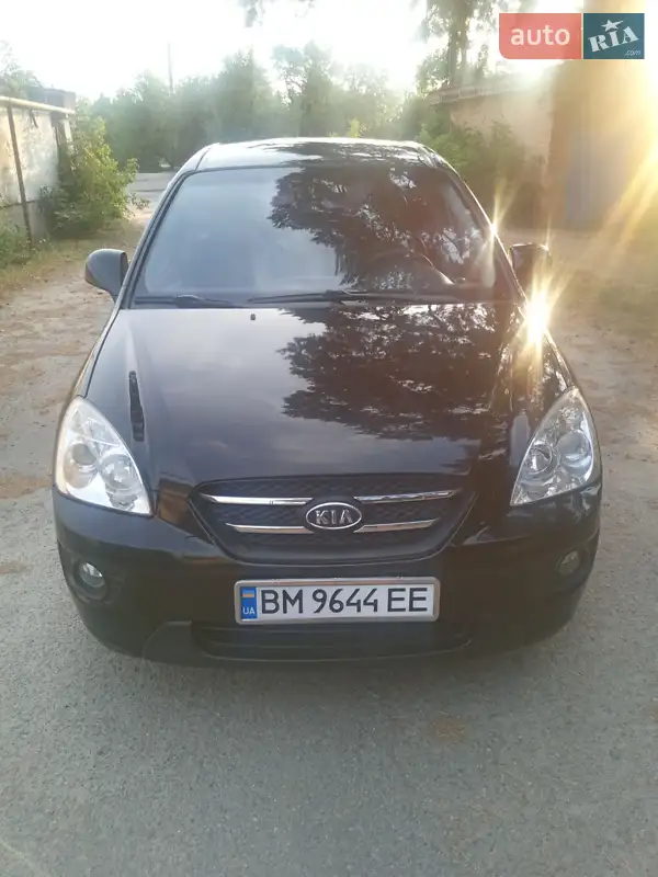 Kia Carens