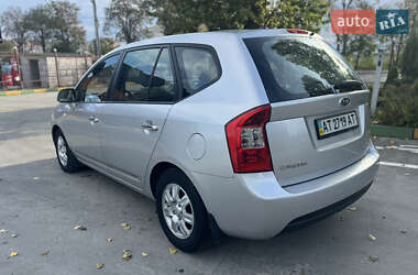 Минивэн Kia Carens 2008 в Ивано-Франковске