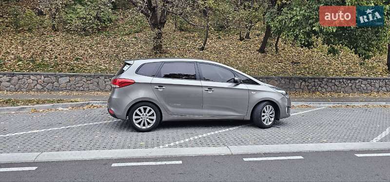 Мікровен Kia Carens 2016 в Києві фото 12 Мікровен Kia Carens 2016 в Києві
