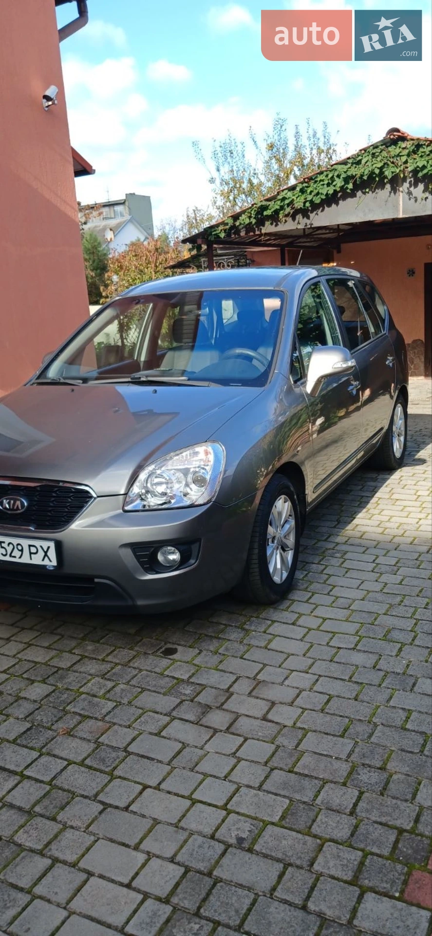 2012 Kia Carens - фото 1