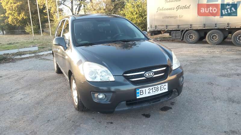 Минивэн Kia Carens 2008 в Полтаве фото 4 Минивэн Kia Carens 2008 в Полтаве