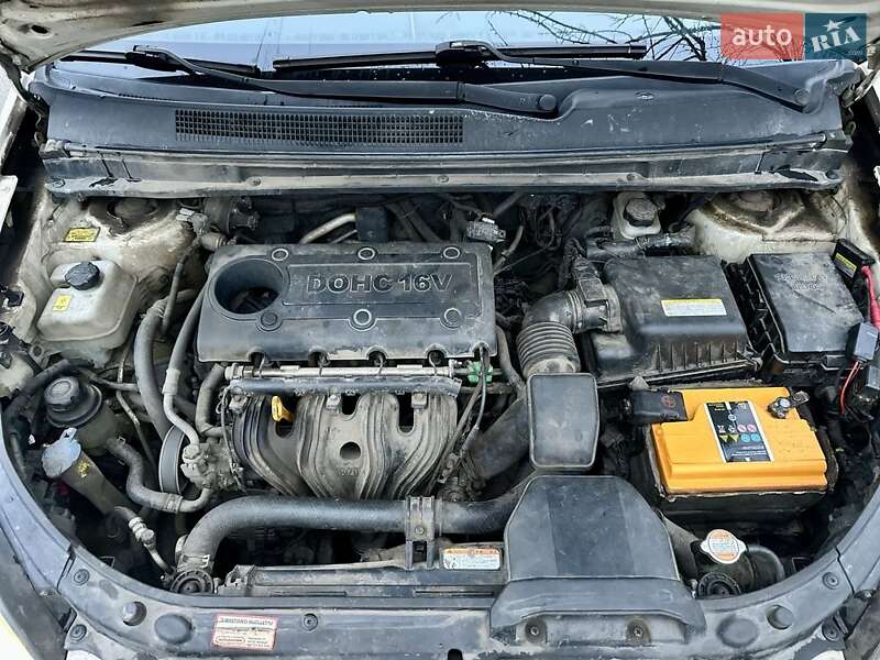 Мінівен Kia Carens 2008 в Харкові