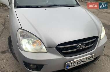 Мінівен Kia Carens 2007 в Миколаєві