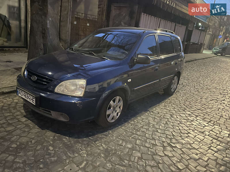 Kia Carens 2003