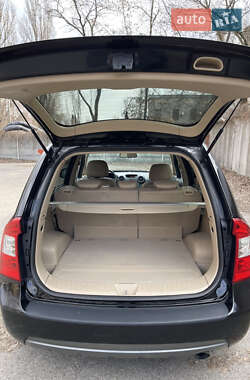 Микровэн Kia Carens 2011 в 