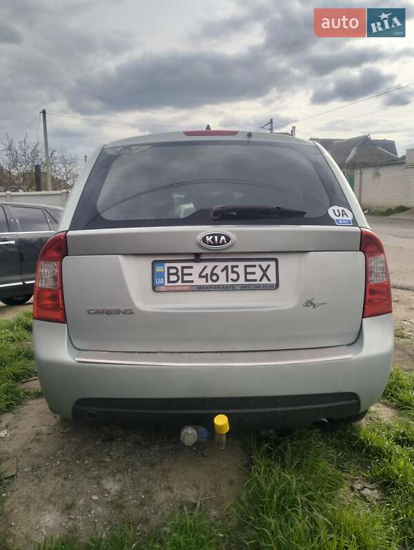 Минивэн Kia Carens 2008 в Николаеве фото 5 Минивэн Kia Carens 2008 в Николаеве