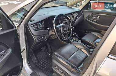 Микровэн Kia Carens 2015 в 