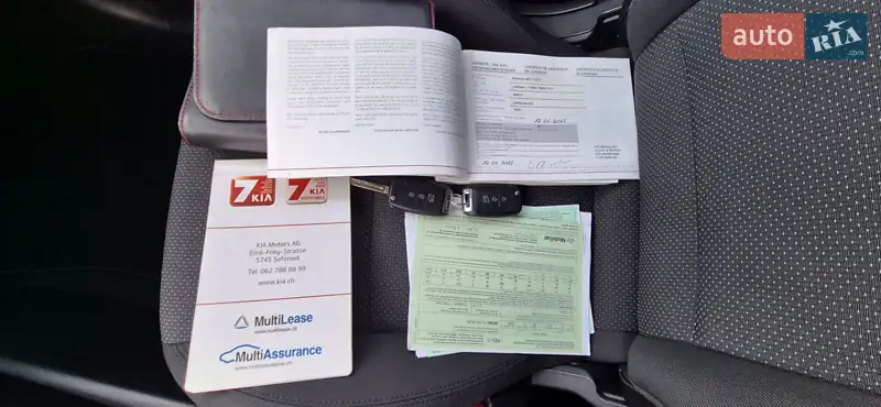 Микровэн Kia Carens 2015 в Киеве документ