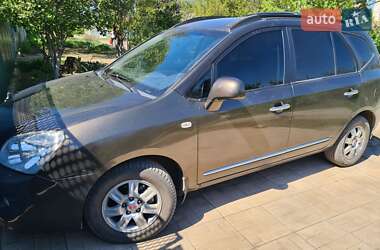 Мінівен Kia Carens 2008 в Краматорську