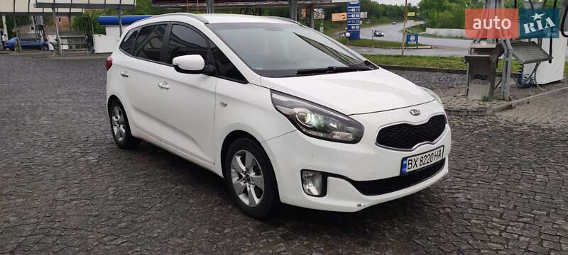 Мікровен Kia Carens 2016 в Хмельницькому