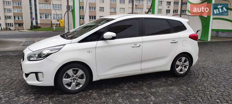 Мікровен Kia Carens 2016 в Хмельницькому