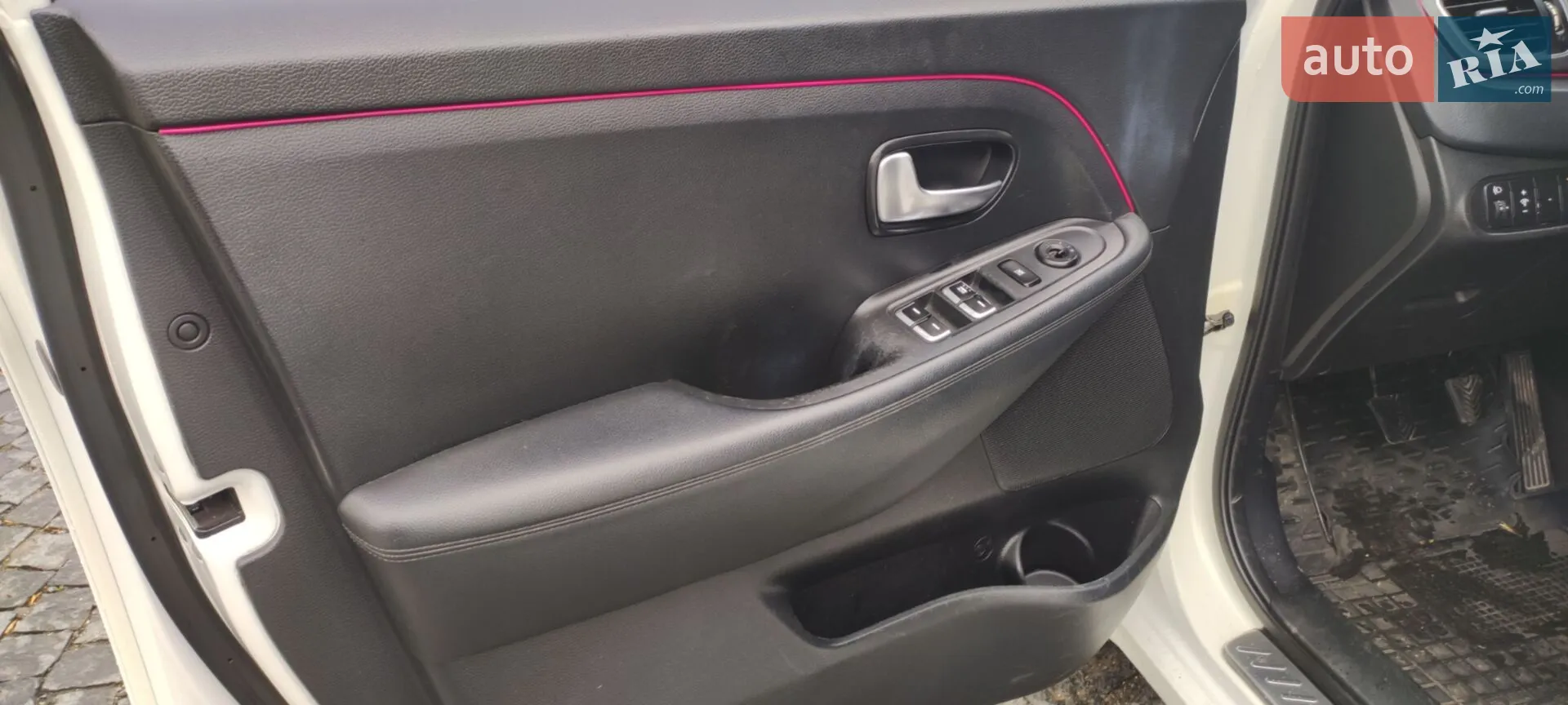 2016 Kia Carens - мініатюра 20