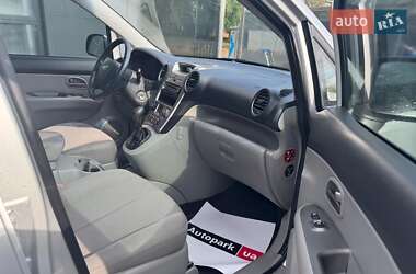 Минивэн Kia Carens 2008 в 
