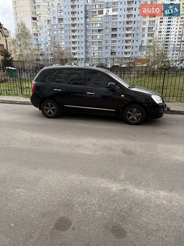 Kia Carens 2008