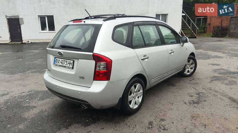 Мінівен Kia Carens 2007 в Ізяславі