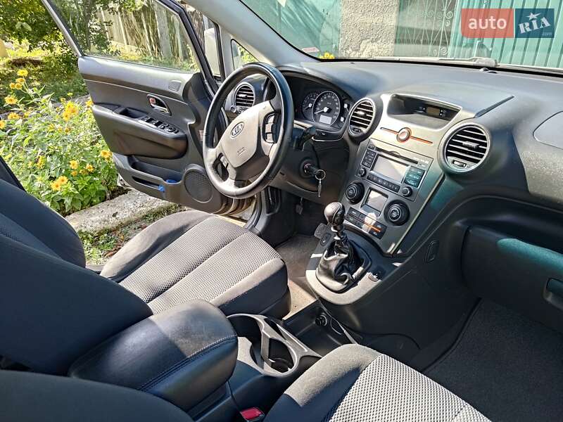 Мікровен Kia Carens 2010 в Чорноморську