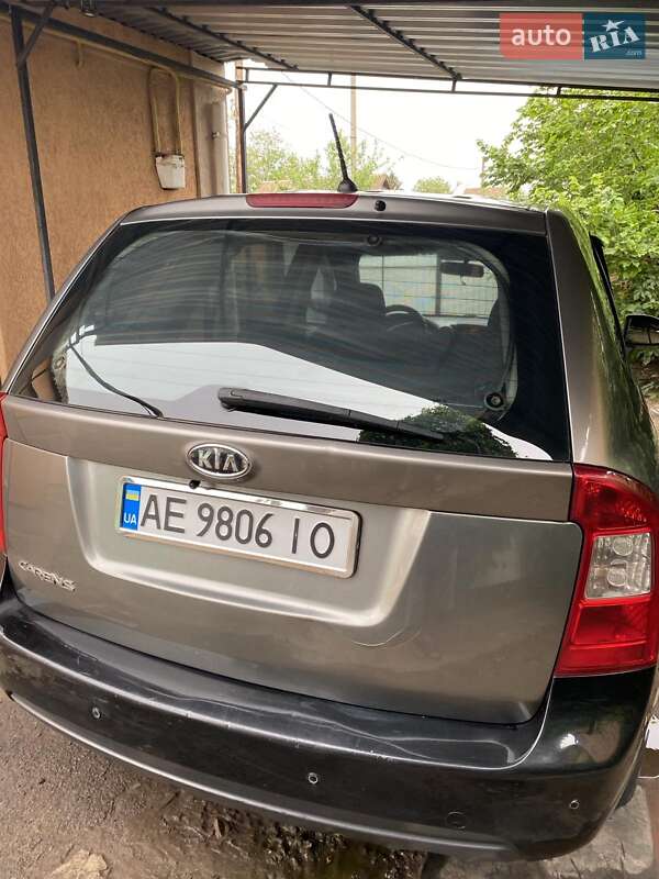 Микровэн Kia Carens 2010 в Кривом Роге