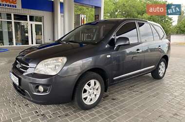 Минивэн Kia Carens 2008 в Николаеве