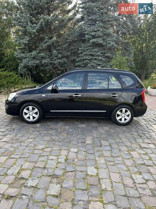 Мінівен Kia Carens 2006 в Житомирі
