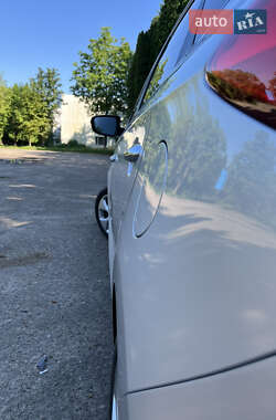 Мікровен Kia Carens 2013 в Новому Розділі