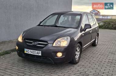 Мінівен Kia Carens 2008 в Мукачевому