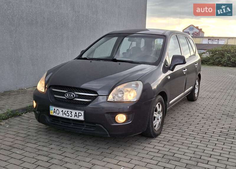 Kia Carens 2008