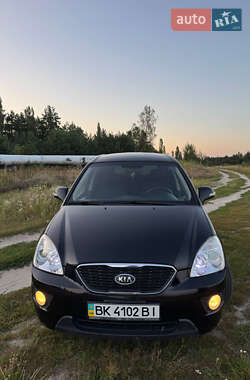 Мікровен Kia Carens 2011 в Вараші
