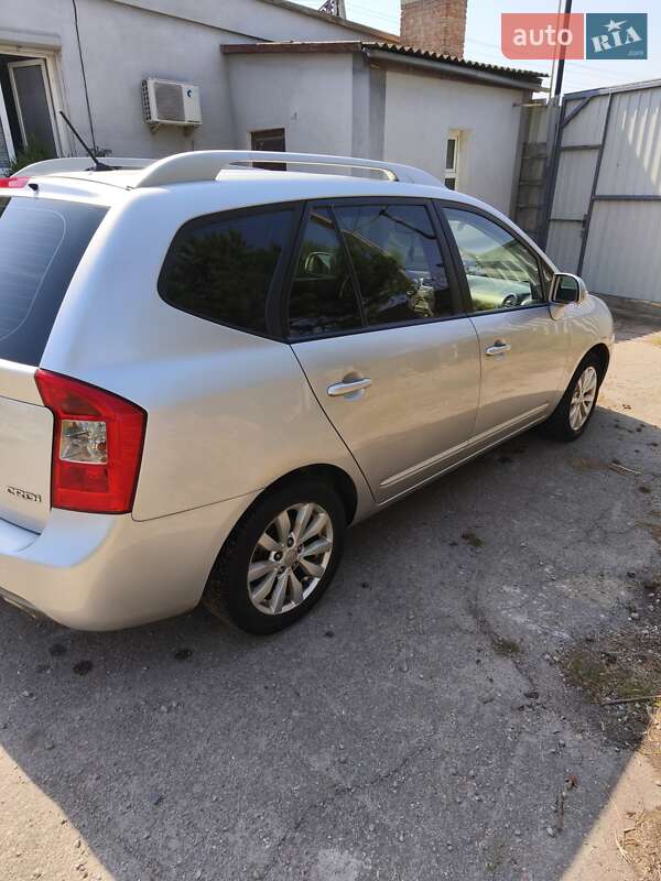 Мікровен Kia Carens 2011 в Кропивницькому