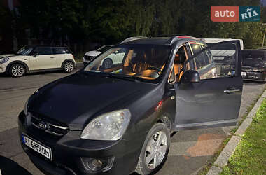 Минивэн Kia Carens 2006 в Черновцах