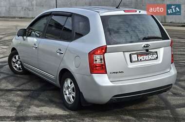 Минивэн Kia Carens 2008 в 