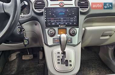 Минивэн Kia Carens 2008 в 