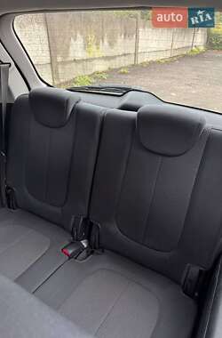 Минивэн Kia Carens 2008 в 