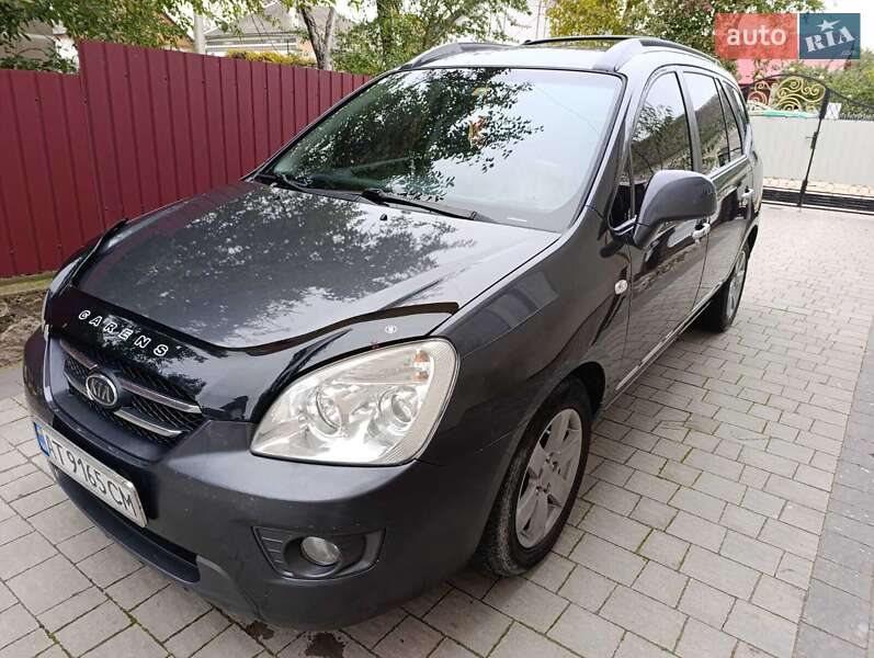 Kia Carens 2006