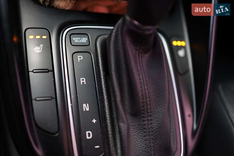 Микровэн Kia Carens 2017 в Киеве фото 27 Микровэн Kia Carens 2017 в Киеве