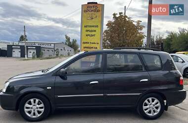 Минивэн Kia Carens 2005 в 