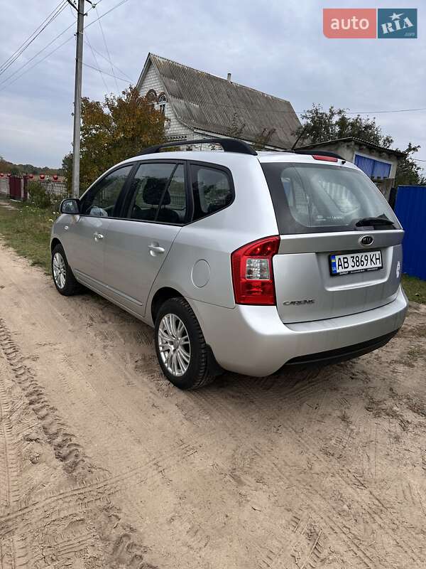 Минивэн Kia Carens 2009 в Гайсине фото 6 Минивэн Kia Carens 2009 в Гайсине