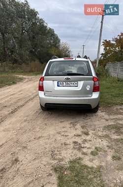 Минивэн Kia Carens 2009 в 