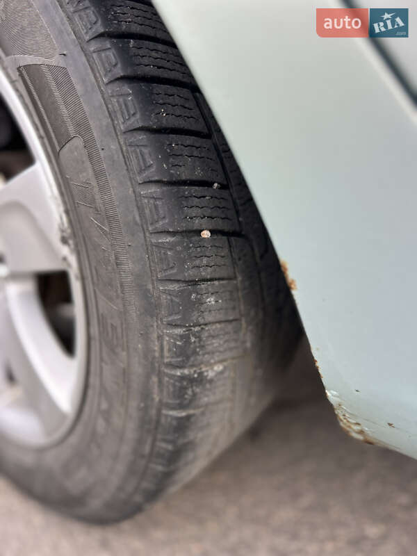 Минивэн Kia Carens 2007 в Новой Одессе