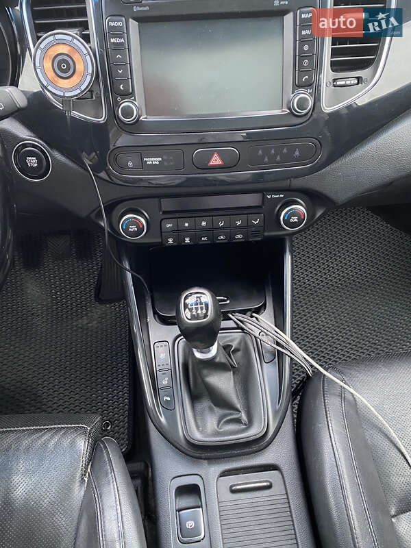 Микровэн Kia Carens 2013 в Львове