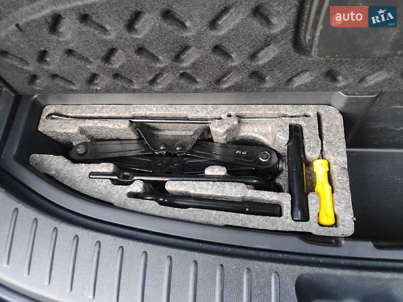 Минивэн Kia Carens 2007 в Львове фото 52 Минивэн Kia Carens 2007 в Львове