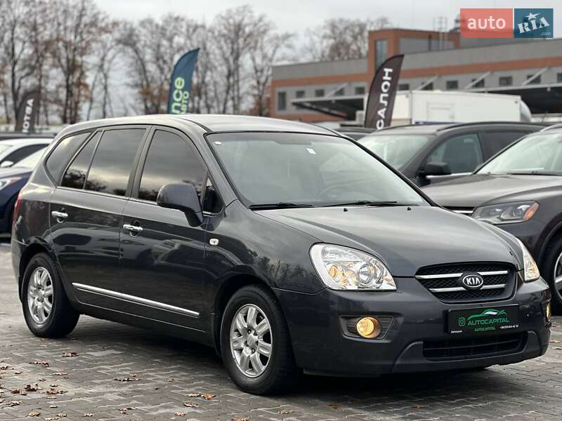 Мінівен Kia Carens 2008 в Києві