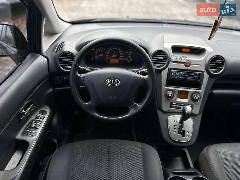 Мінівен Kia Carens 2008 в Києві