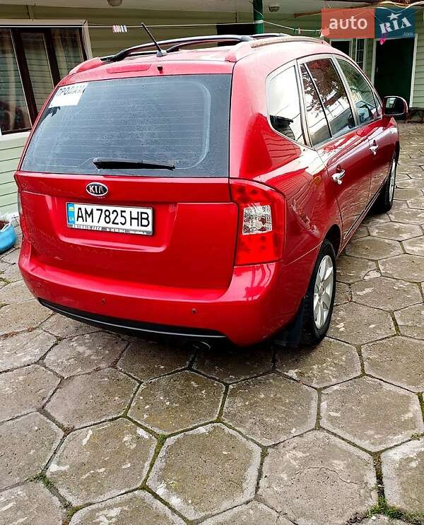 Минивэн Kia Carens 2007 в Харькове фото 2 Минивэн Kia Carens 2007 в Харькове