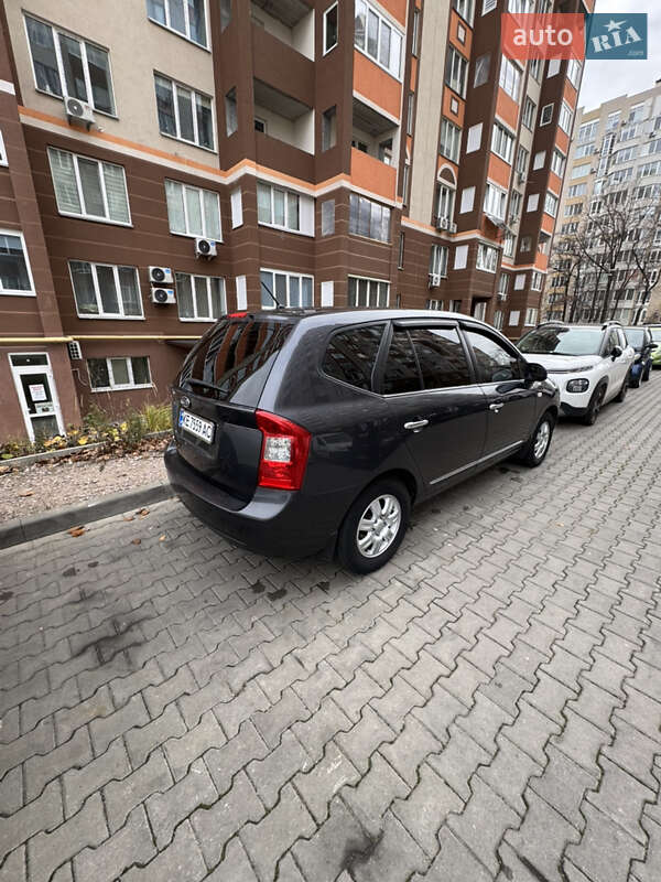 Минивэн Kia Carens 2008 в Киеве