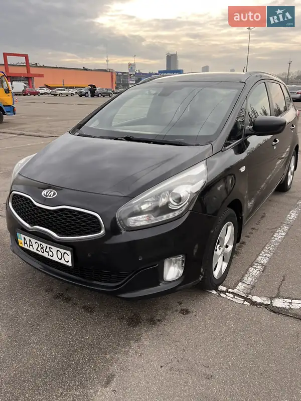 Kia Carens 2013
