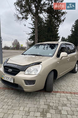 Минивэн Kia Carens 2008 в Староконстантинове